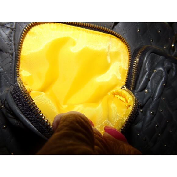 Quilted business tote with many pockets and slots 12 x21 Perfect condition50‎ - Picture 9 of 10